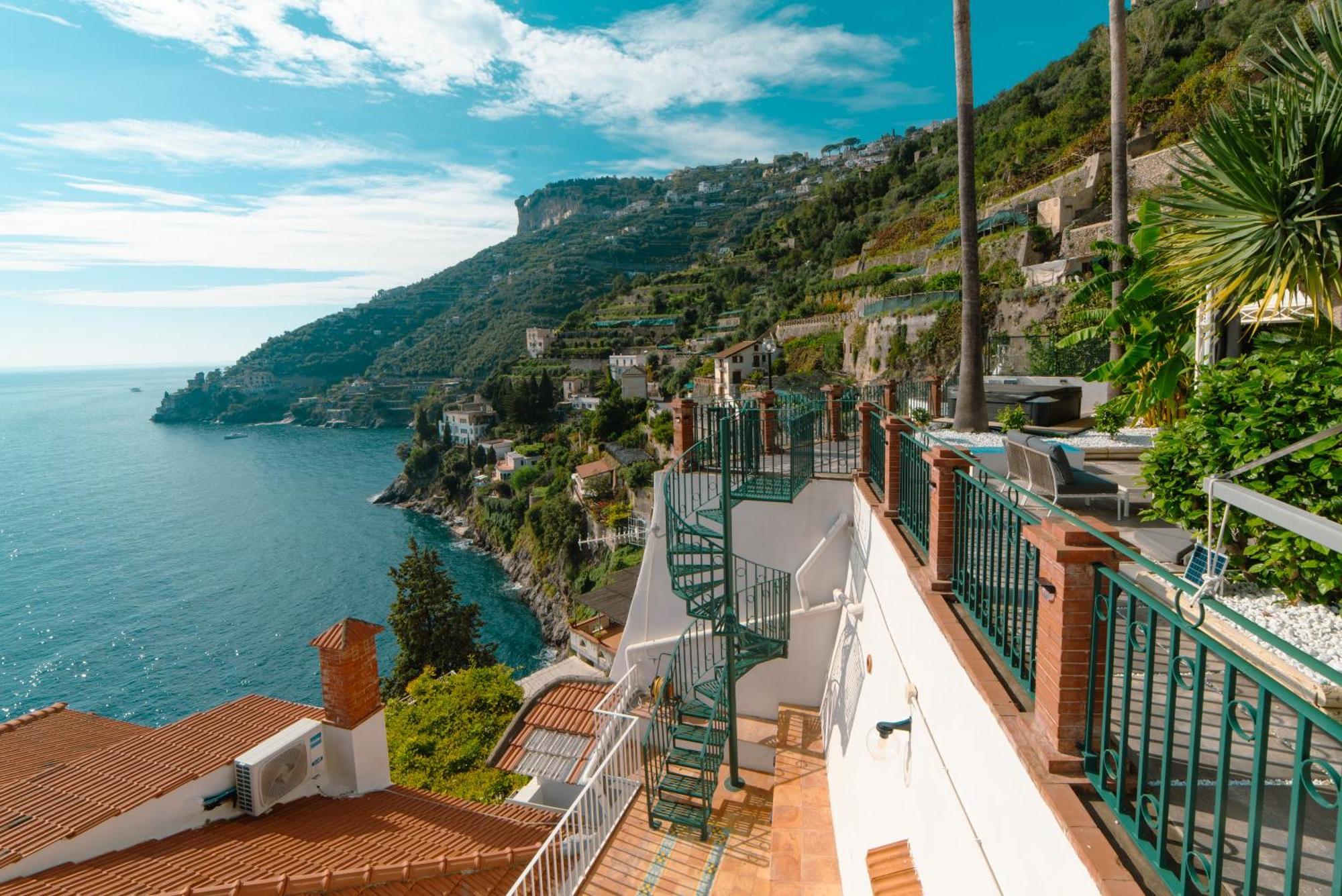 Villa Dorotea Luxury & Modern Design - Jacuzzi With Seaview & Sauna - Hammam & Homegym Minori Zewnętrze zdjęcie